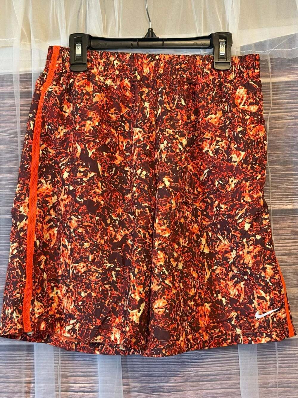 Nike Youth Boys Dri-FIT Shorts L Fire Wave Orange Multi-Color